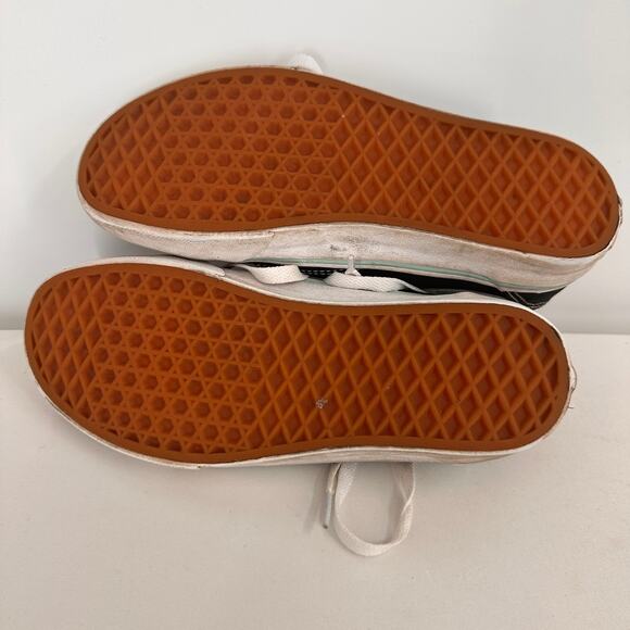 Vans Old Skool Skateboard Low Top Sneakers Black & Mint Size 7M / 8.5W - Picture 3 of 7